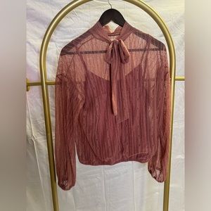 Lace girly pink top from buckle